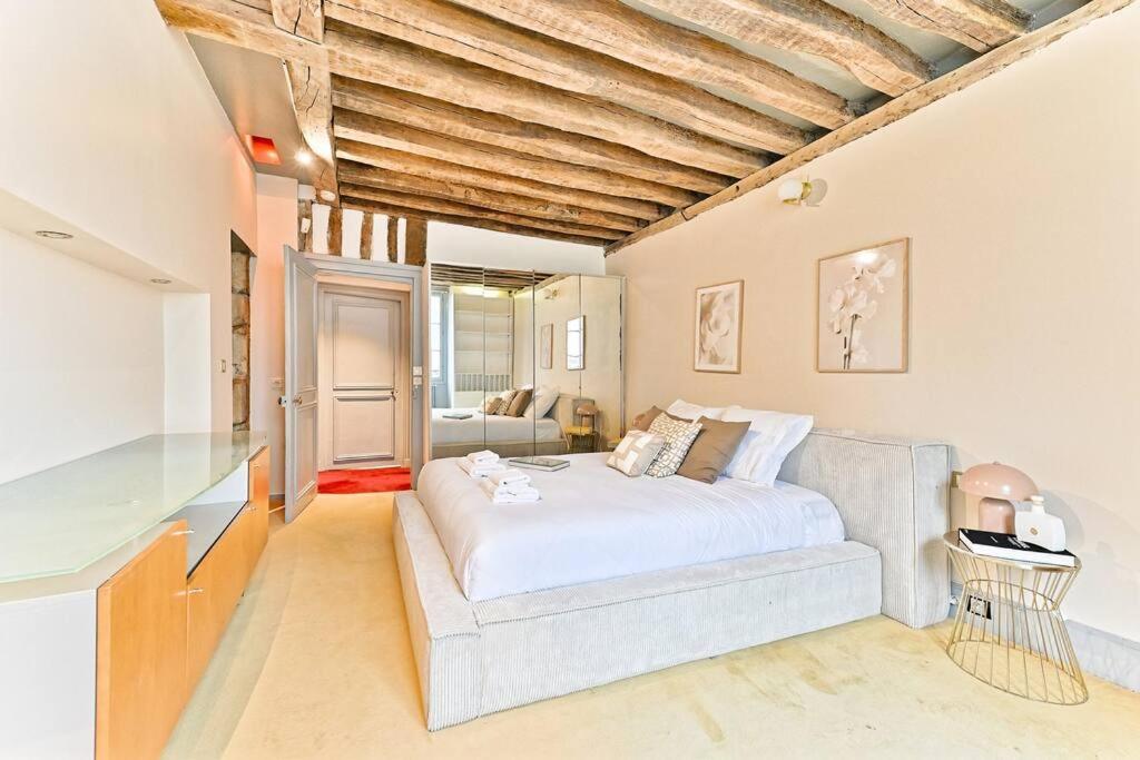 Apartment Chic Dans Le Prestigieux 7eme Arrondissement Paris